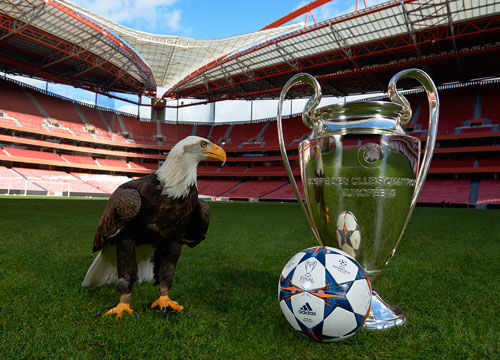 海港半路换人拿下三连冠 北京国安中途换帅