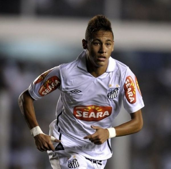 裁判尽力了？东契奇19分带不动！詹姆斯正负值-16拖后腿，罚球悬殊